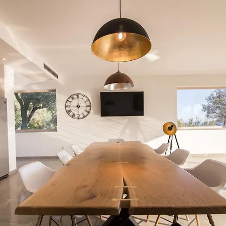 Villa Yanko, Large Pool Stunning Sea View Tučepi