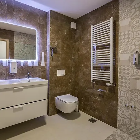 Yanko, Large Pool Stunning Sea View * Tučepi