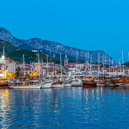 Yanko, Large Pool Stunning Sea View Villa