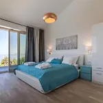 Yanko, Large Pool Stunning Sea View Villa Tučepi