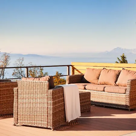 Yanko, Large Pool Stunning Sea View