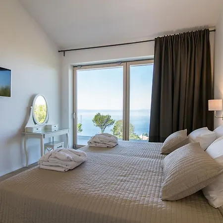 וילה Yanko, Large Pool Stunning Sea View *